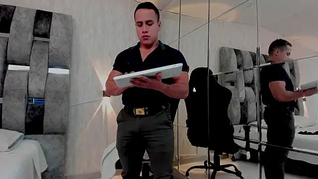 nicklause froid online show from 03/15/25, 12:34