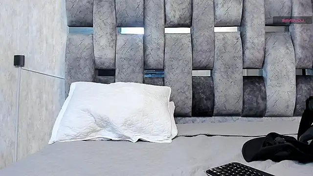 nicklause froid online show from 03/21/25, 10:50