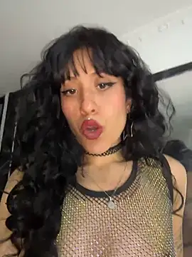 indira k online show from 06/18/26, 01:17