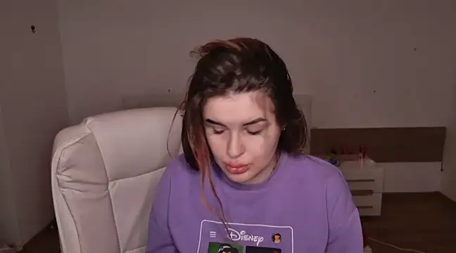 Snapshot of StellaFrost chatting on 03/11/25, 11:01 StellaFrost online show from 03/11/25, 11:01