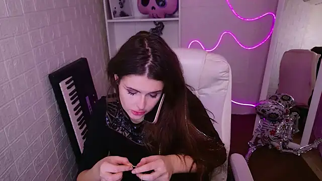 Snapshot of StellaFrost chatting on 11/06/25, 03:35 StellaFrost online show from 11/06/25, 03:35