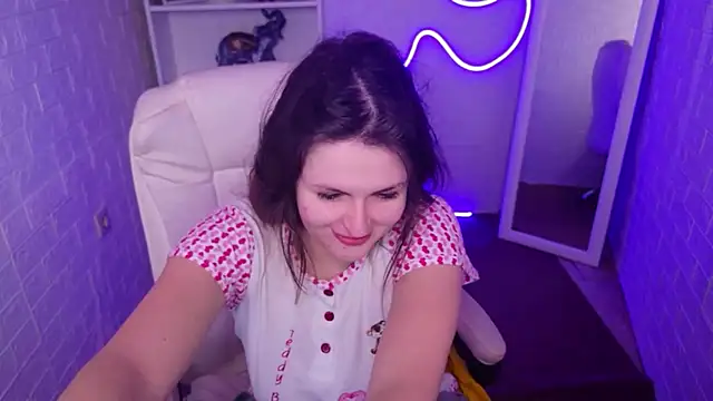 Snapshot of StellaFrost chatting on 11/19/25, 04:07 StellaFrost online show from 11/19/25, 04:07