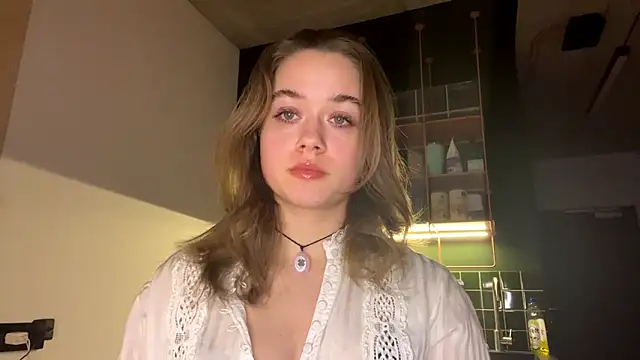 RoxyStar17 online show from 01/20/25, 08:07