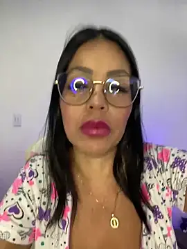 KarolRubi1 online show from 01/06/25, 06:25