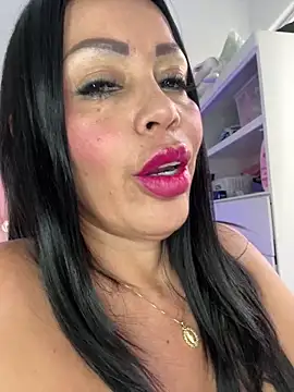 KarolRubi1 online show from 01/20/25, 05:27