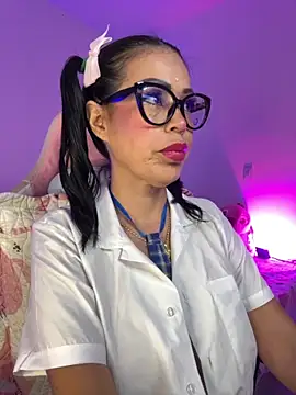 Snapshot of KarolRubi1 chatting on 10/26/25, 09:42 KarolRubi1 online show from 10/26/25, 09:42