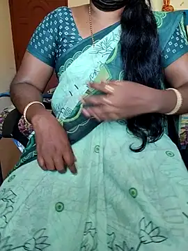 Snapshot of Tamil_roja69 chatting on 10/06/25, 05:38 Tamil roja69 online show from 10/06/25, 05:38