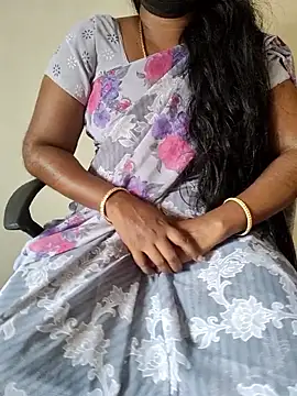 Snapshot of Tamil_roja69 chatting on 10/26/25, 07:36 Tamil roja69 online show from 10/26/25, 07:36