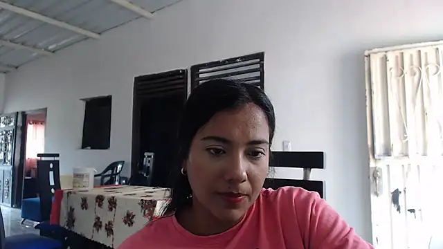 Snapshot of Coral0403 chatting on 03/06/25, 07:32 Coral0403 online show from 03/06/25, 07:32