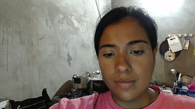 Snapshot of Coral0403 chatting on 03/07/25, 02:15 Coral0403 online show from 03/07/25, 02:15