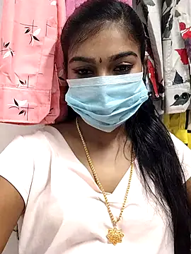 meena 27 online show from 01/28/25, 04:30