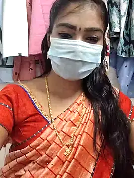 meena 27 online show from 02/01/25, 04:00