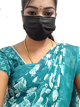 meena 27 online show from 09/13/25, 07:19