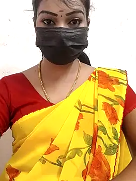 meena 27 online show from 10/03/25, 07:16