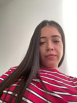 Snapshot of Liam_OH chatting on 02/14/25, 08:37 Liam OH online show from 02/14/25, 08:37