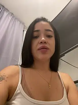 Snapshot of Liam_OH chatting on 03/18/25, 01:43 Liam OH online show from 03/18/25, 01:43