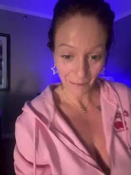 Snapshot of AlessasRoom chatting on 02/23/26, 07:00 AlessasRoom online show from 02/23/26, 07:00