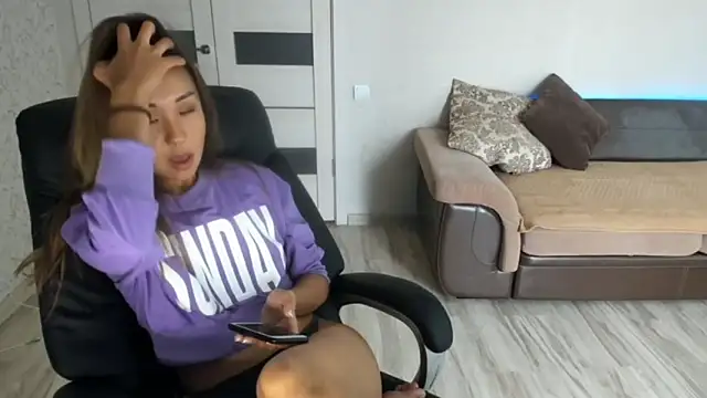 karishee online show from 09/12/25, 07:03