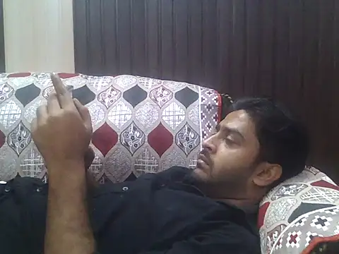 indihotguy online show from 10/21/25, 01:23