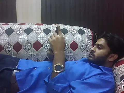 indihotguy online show from 10/31/25, 12:39