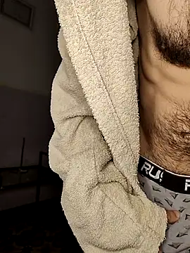 Snapshot of niyack69 chatting on 10/20/25, 12:55 niyack69 online show from 10/20/25, 12:55