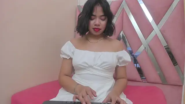 CATTLEYA BIANCHI145 online show from 01/12/25, 02:24