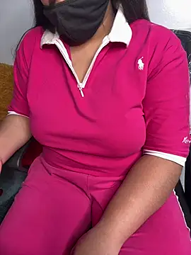 Snapshot of tanvihot2 chatting on 04/20/26, 03:59 tanvihot2 online show from 04/20/26, 03:59