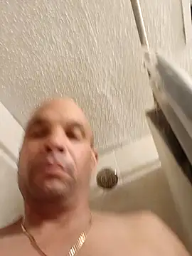 Snapshot of 3patica chatting on 01/21/25, 11:34 3patica online show from 01/21/25, 11:34