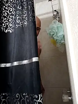 Snapshot of 3patica chatting on 01/22/25, 11:23 3patica online show from 01/22/25, 11:23