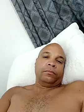 Snapshot of 3patica chatting on 03/08/25, 10:00 3patica online show from 03/08/25, 10:00