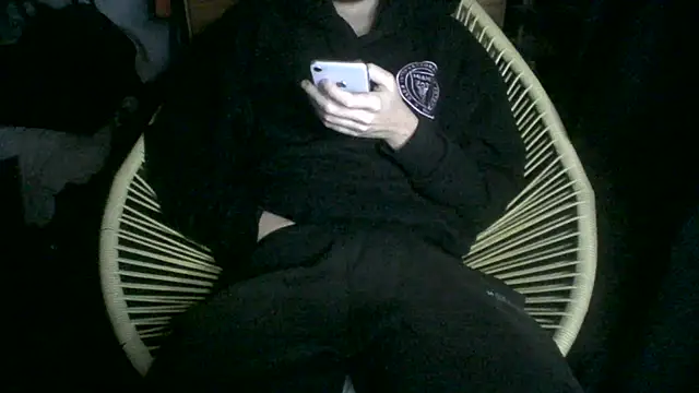 Snapshot of topboy2800 chatting on 01/27/25, 12:43 topboy2800 online show from 01/27/25, 12:43