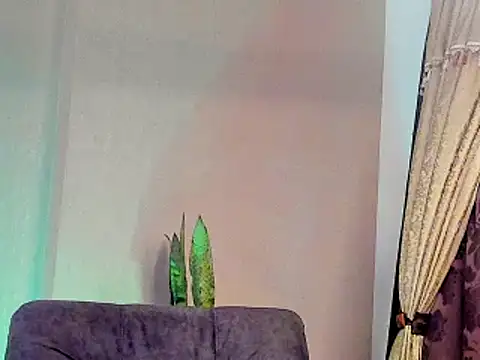 Snapshot of benjamincol chatting on 03/09/25, 10:52 benjamincol online show from 03/09/25, 10:52