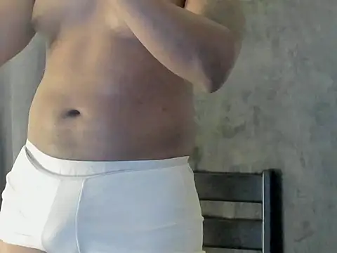 Snapshot of benjamincol chatting on 02/03/26, 01:37 benjamincol online show from 02/03/26, 01:37