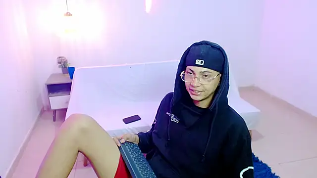 Br4ndxpimm online show from 06/01/26, 05:14