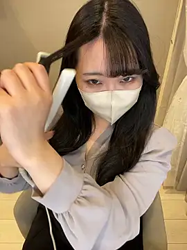 mina 0207 online show from 10/04/25, 09:13