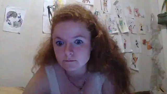 Snapshot of Rae_Jeannie chatting on 09/26/25, 01:20 Rae Jeannie online show from 09/26/25, 01:20