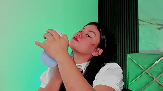 Geabloom online show from 10/13/25, 11:32