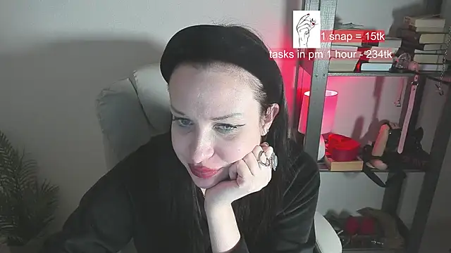 worship vika online show from 02/19/25, 03:16