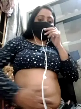 nusrat mim online show from 01/09/25, 09:16
