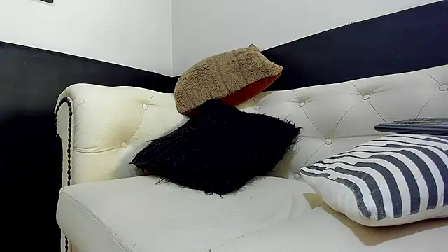 Angel brown21 online show from 02/06/25, 06:56