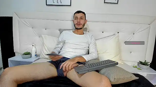 Angel brown21 online show from 03/17/25, 07:26