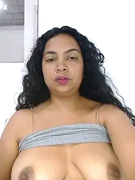 Snapshot of Brendabluee chatting on 03/22/25, 03:31 Brendabluee online show from 03/22/25, 03:31