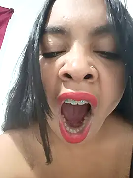 Snapshot of Brendabluee chatting on 09/08/25, 10:09 Brendabluee online show from 09/08/25, 10:09