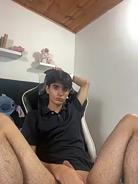 Snapshot of nohatwink chatting on 01/23/25, 05:35 nohatwink online show from 01/23/25, 05:35