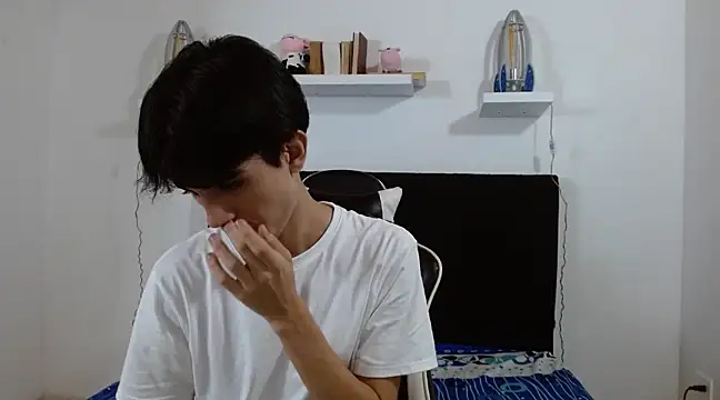 Snapshot of nohatwink chatting on 01/31/25, 03:30 nohatwink online show from 01/31/25, 03:30