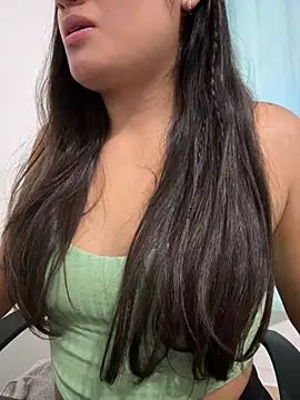 Snapshot of lunagonzales_lima_2007 chatting on 03/12/25, 03:57 lunagonzales lima 2007 online show from 03/12/25, 03:57