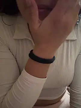 Snapshot of lunagonzales_lima_2007 chatting on 09/19/25, 01:29 lunagonzales lima 2007 online show from 09/19/25, 01:29