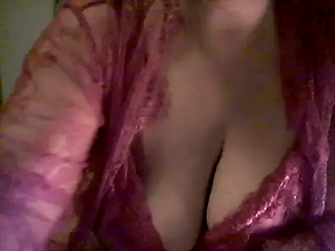 Betty2u online show from 02/16/25, 09:16