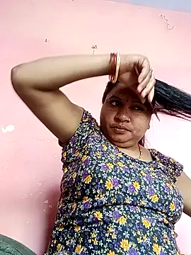 Aadhya Bahri online show from 01/20/25, 04:43