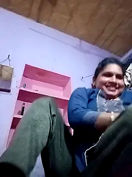 Aadhya Bahri online show from 02/01/25, 07:57